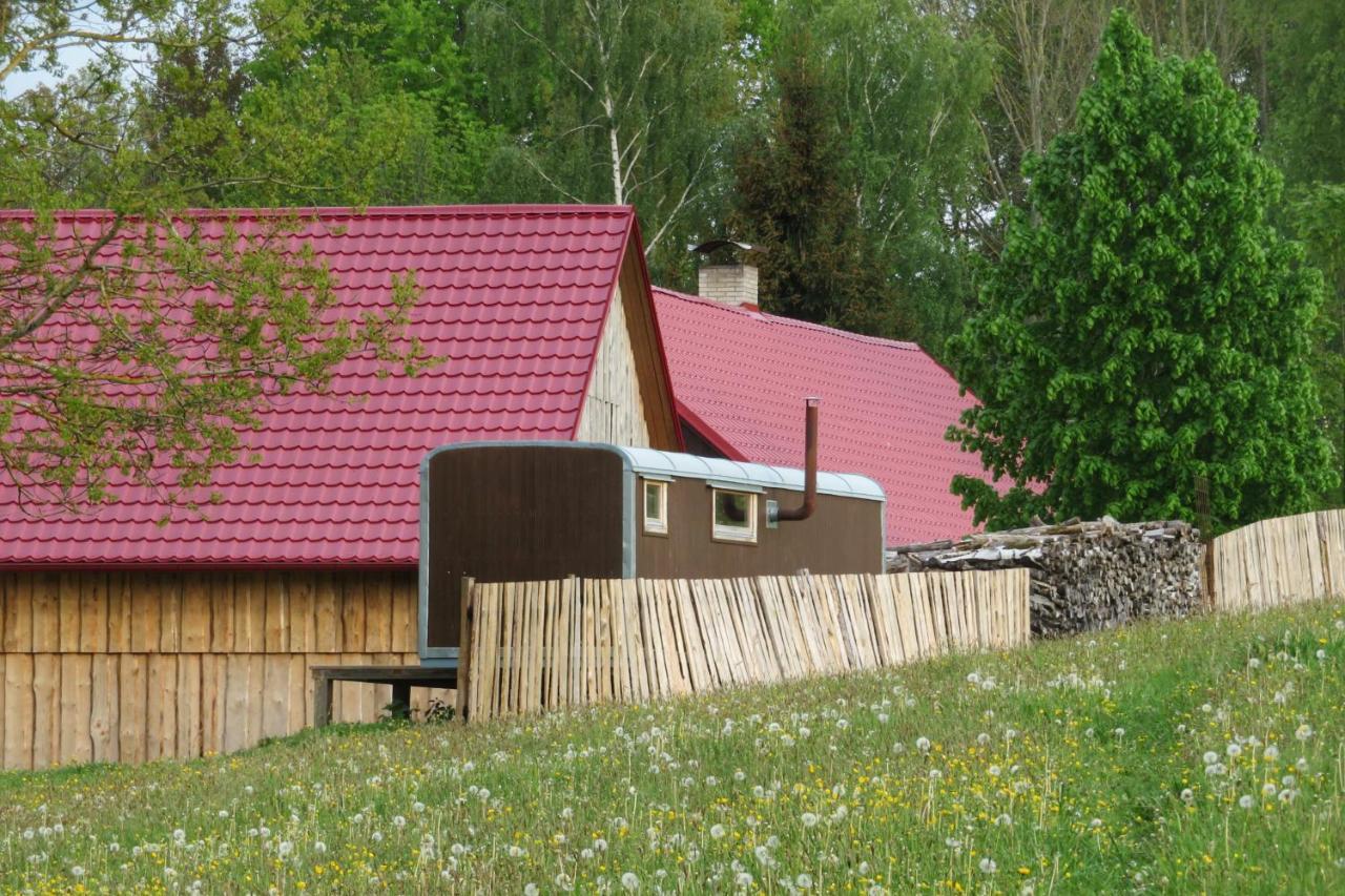 Maringotka Na Samote Na Kozi Farme Otel Pobezovice Dış mekan fotoğraf